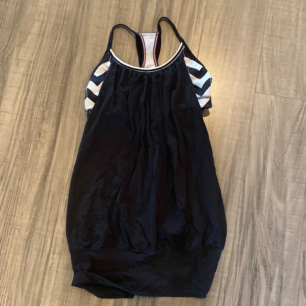 Lululemon tank